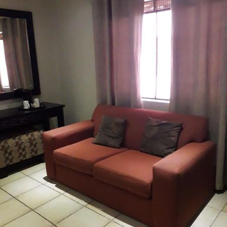 Coyotes Hotel & Conference Centre Mbombela Esterno foto