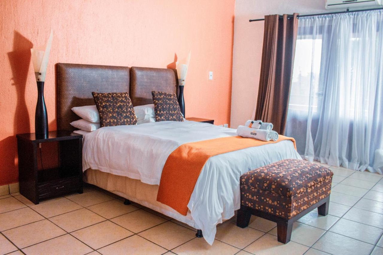 Coyotes Hotel & Conference Centre Mbombela Esterno foto