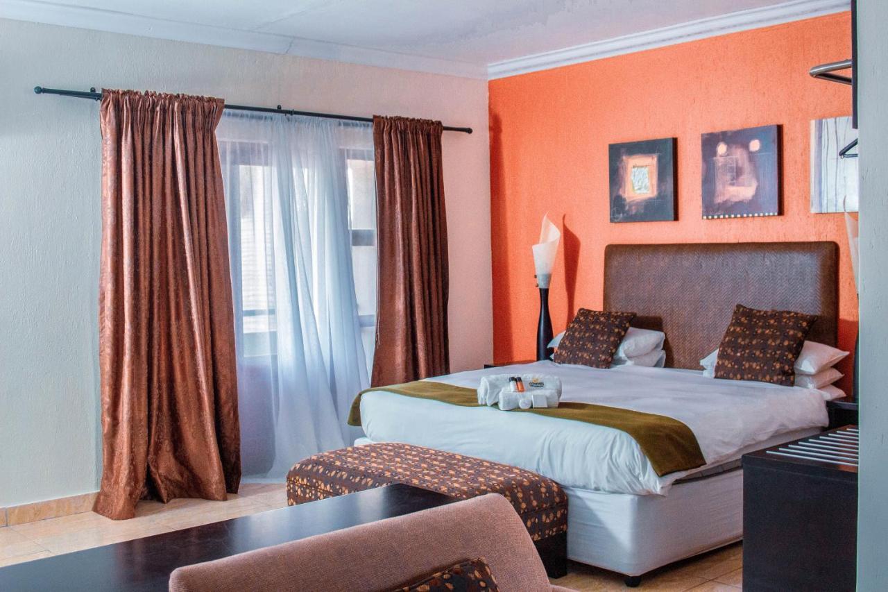 Coyotes Hotel & Conference Centre Mbombela Esterno foto